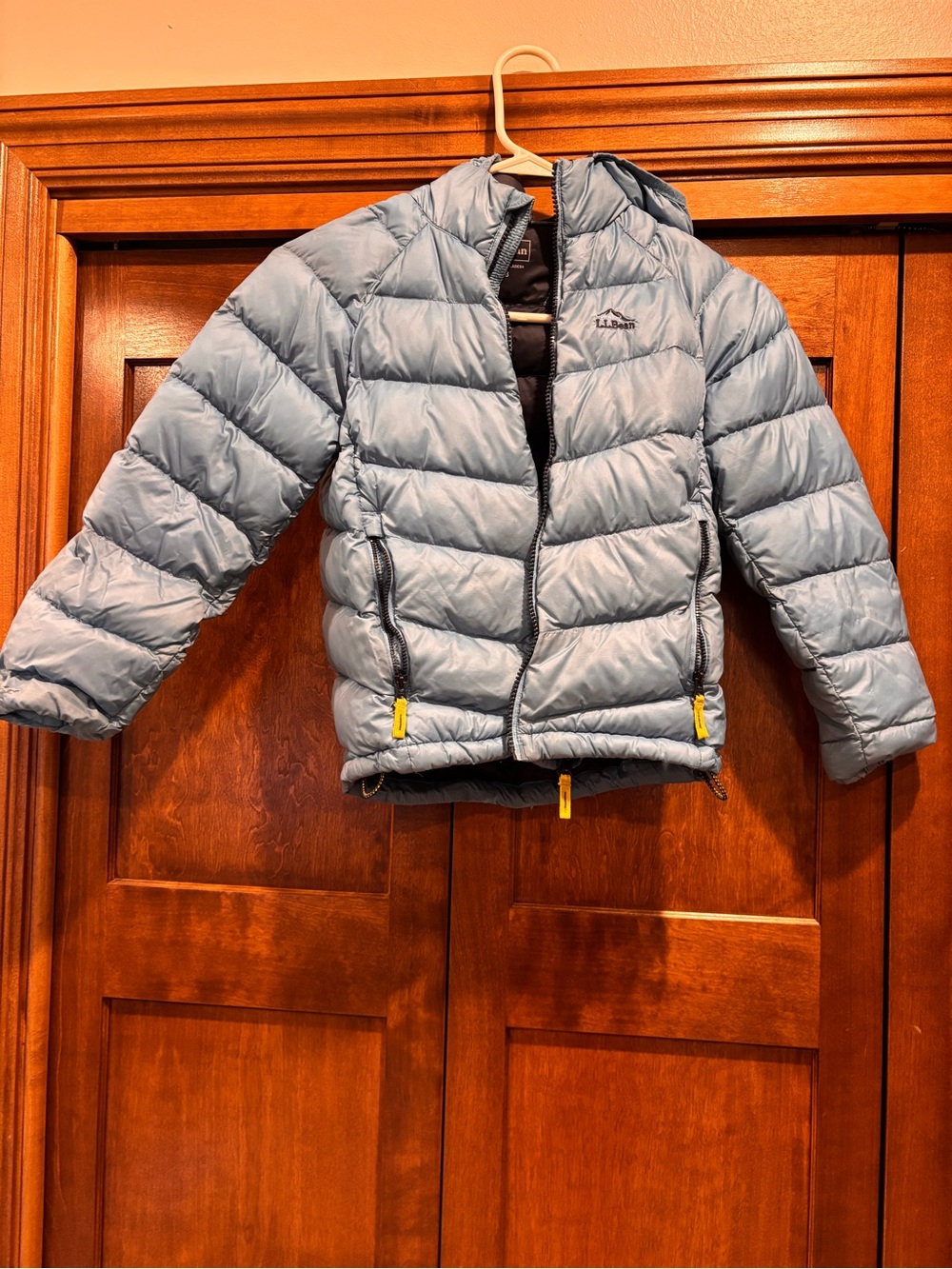 L.L. Bean Light Blue Hooded Puffer Jacket for Kids size S (8)